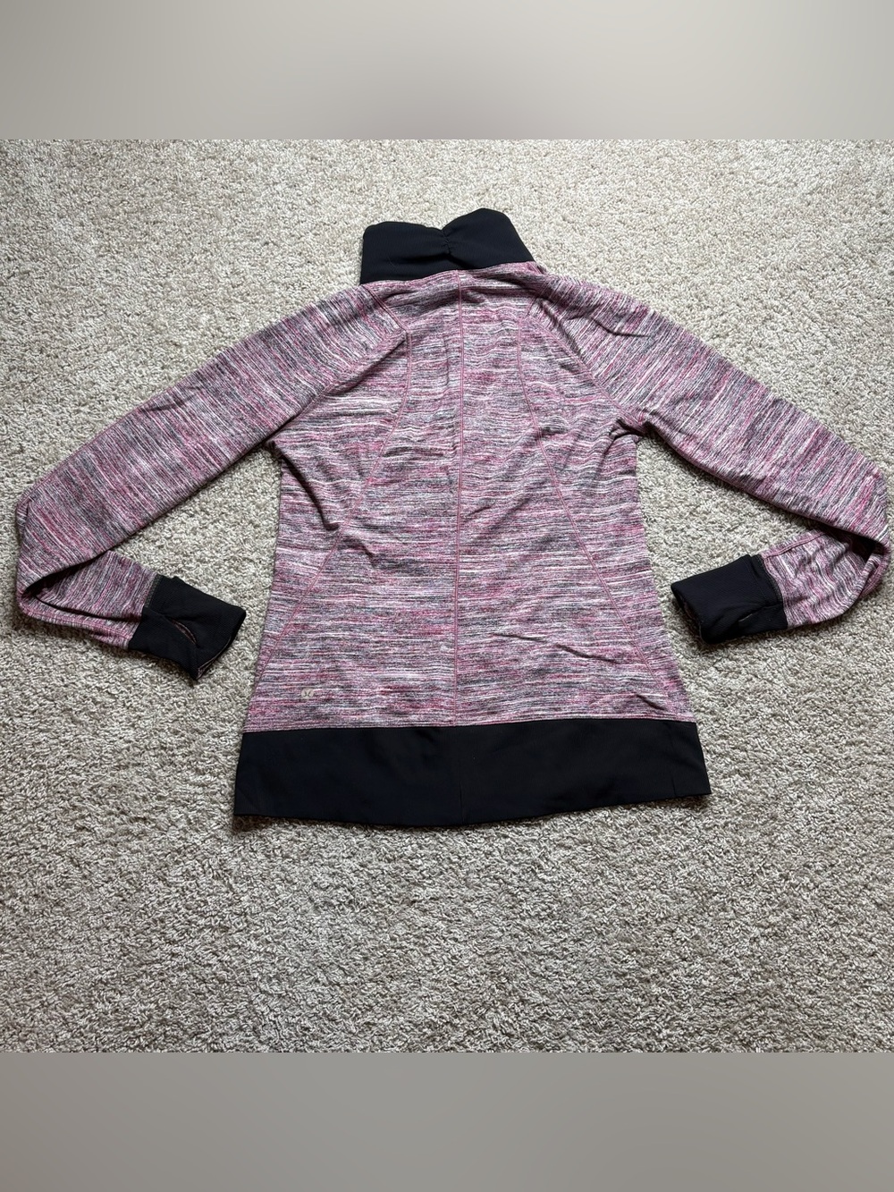 Lululemon Runderful 1/2 Zip - Picture 2 of 4
